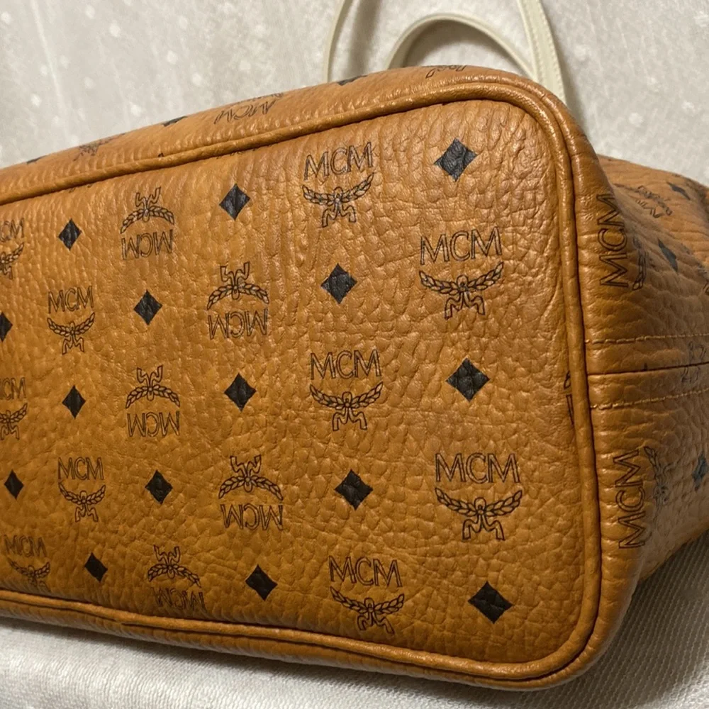 *SOLD*MCM Visetos Zip Top Cognac Brown Coated Canvas Tote - Picture 12 of 17